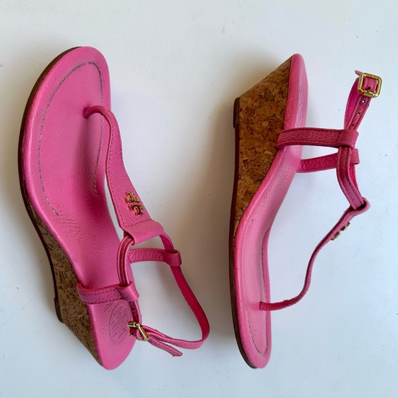 Tory Burch Thong Demi Wedge Sandals - Britton in Pink, Gold Logo, size 5.5 - Picture 4 of 11